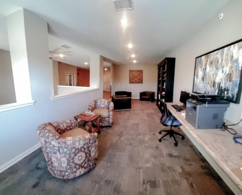 Laurel Vista 2